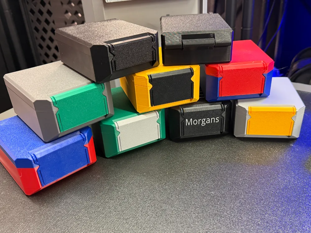Jeff’s multicolored 3D-printed storage boxes